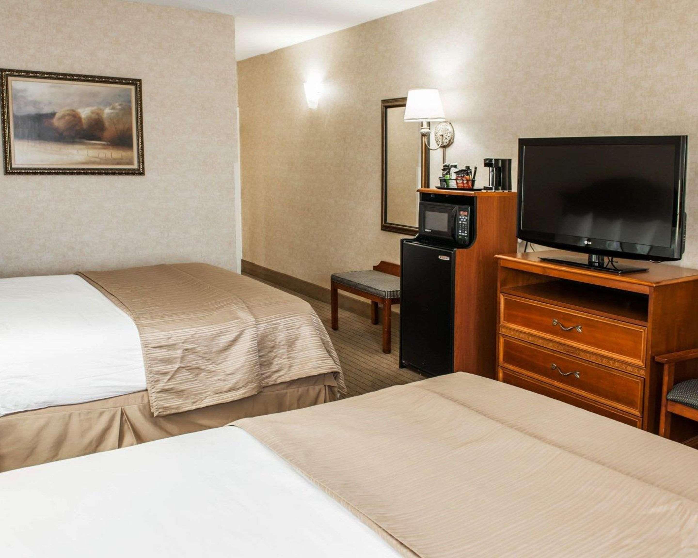 Quality Inn Castleton Exterior foto